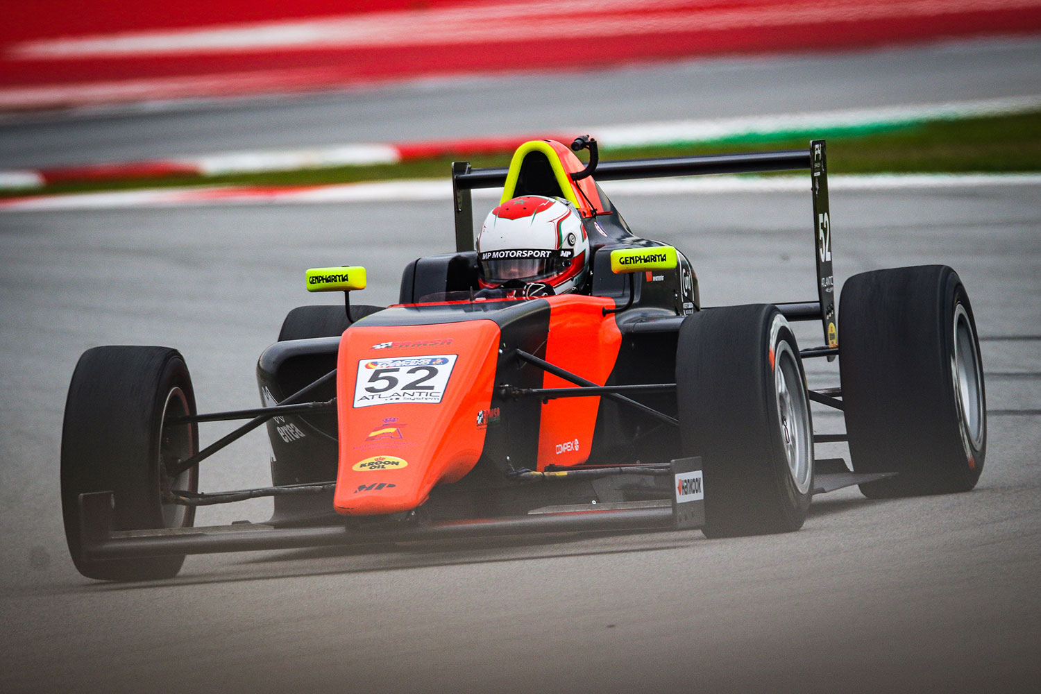 Suleiman Zanfari to race with MP Motorsport in Spanish F4